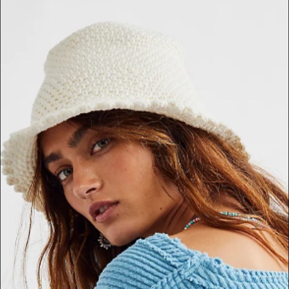 Free People☀️Pixie Knit Bucket Hat☀️ - Picture 3 of 9